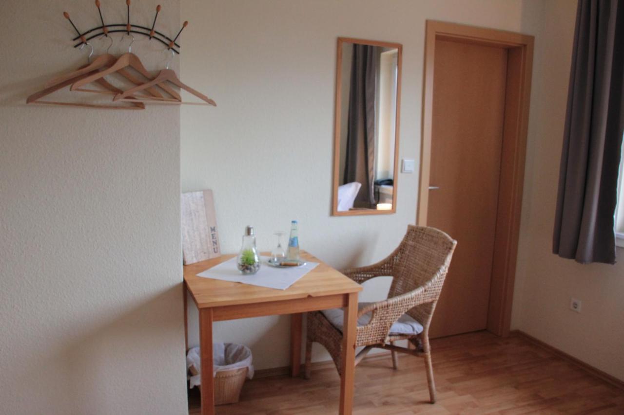 Restaurant Fischbeck'S Hotell Großenkneten Exteriör bild